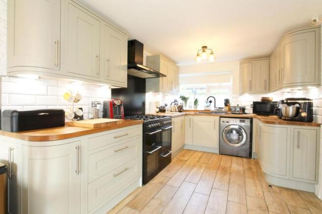 Kitchen/Breakfast