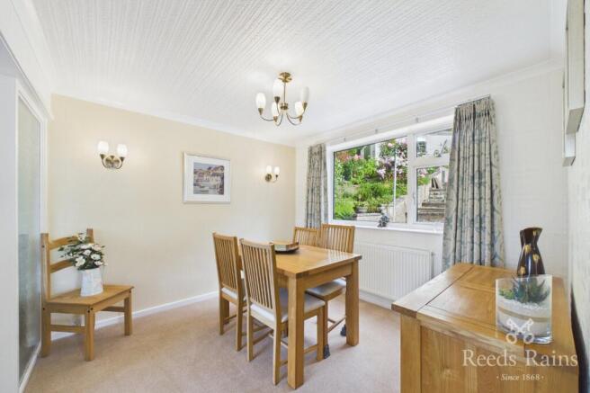 3 bed Semi-Detached for sale Image 5