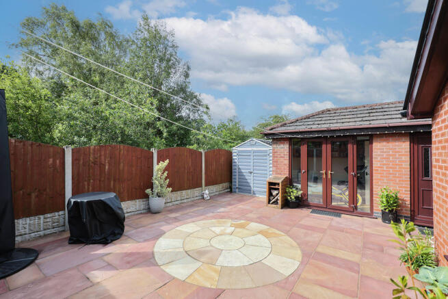 Foxglove Close, Standish, Wigan photo 4