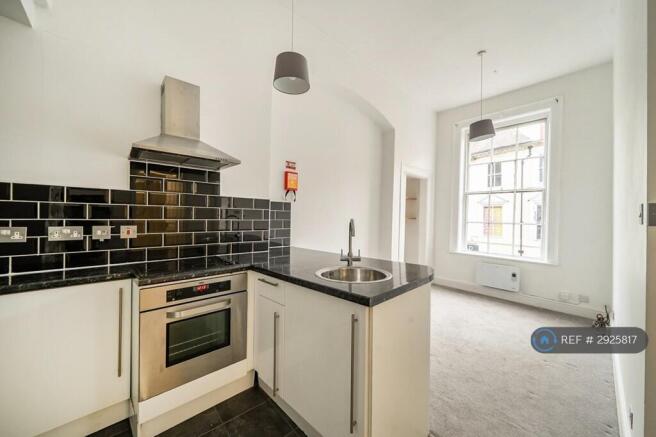 Kitchen/Living Area