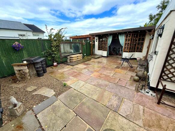 2 bed Semi-Detached Bungalow for sale Image 9