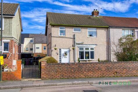 Salvin Crescent, Clowne, Chesterfield, Derbyshire, S43