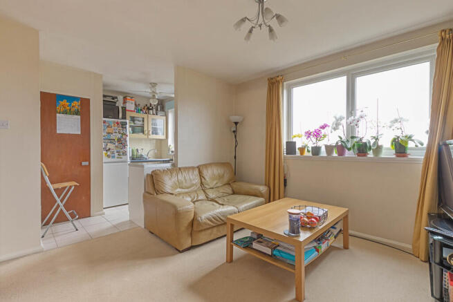 28 Blake House - ...