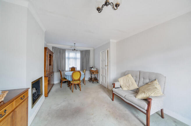 1406883-15-697cba...