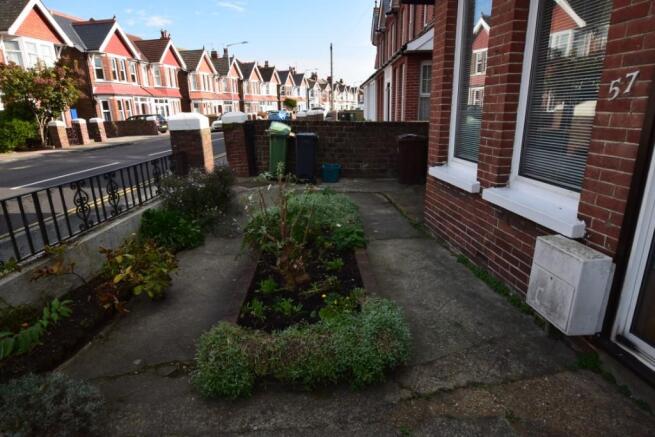 Front Garden/Drive