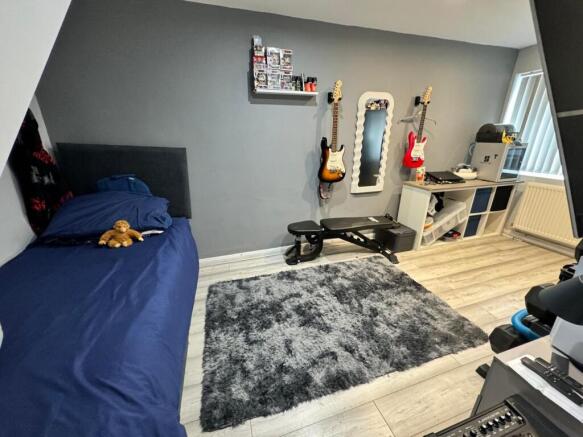 Photo 8