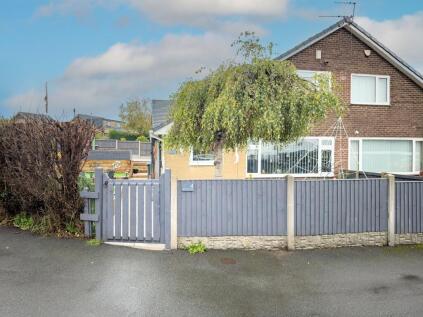 Silver Birch Drive, Wyke, BD12 9ES