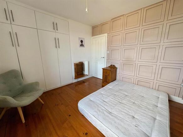 3 bed Terraced for sale Image 10