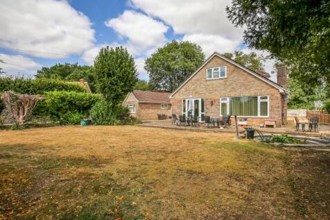 Mill Close, Winterbourne Gunner, Salisbury, Wiltshire, SP4