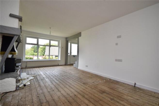 3 bed Semi-Detached for sale Image 5