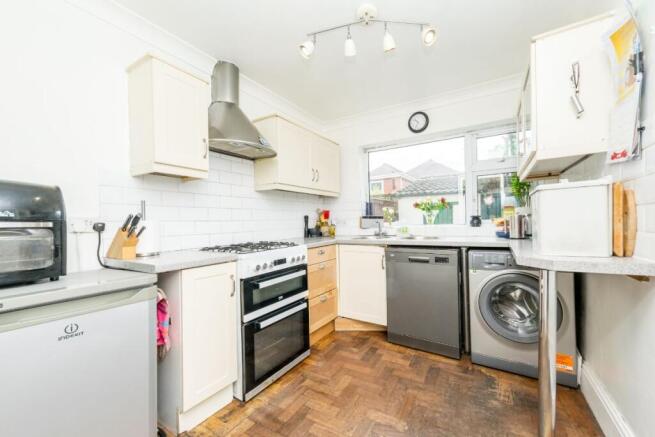 3 bed Semi-Detached for sale Image 9