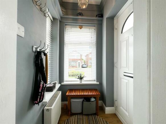 ENTRANCE PORCH
