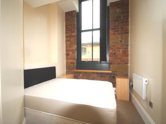 1 bed Flat to rent Image 4