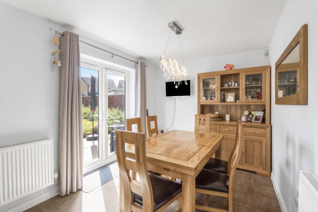 4 bed Detached for sale Image 5
