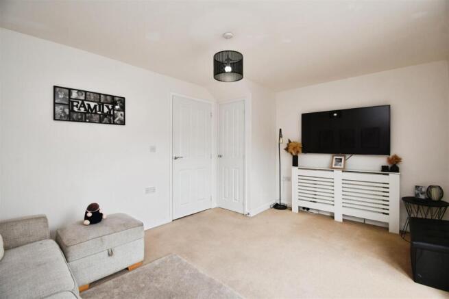 2 bed Terraced for sale Image 7