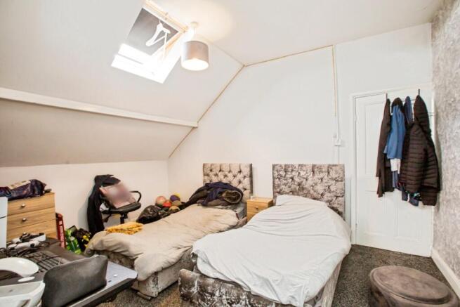 4 bed Terraced for sale Image 9