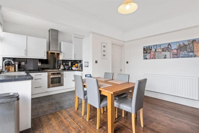 Kitchen/Dining Room