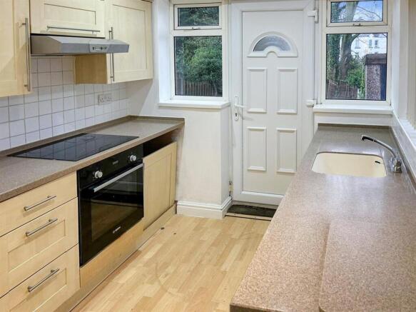 Fitted Kitchen: