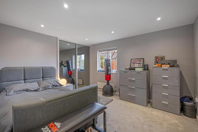 Brook Farm Close-5.jpg