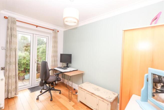 2 bed Detached Bungalow for sale Image 7