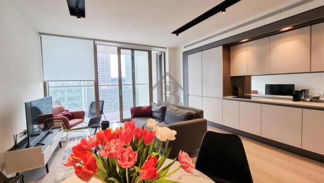 1 Bedroom , 1 Park Drive For Sale By Barrain Londo