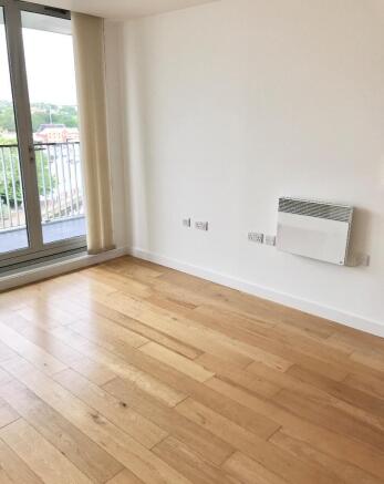 1 bed Apartment to rent Image 5