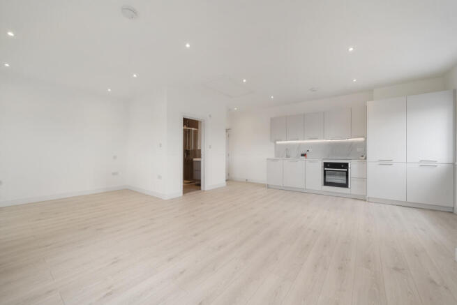 Flat 41, Crosskeys Close N9 7AD-No Watermark-11