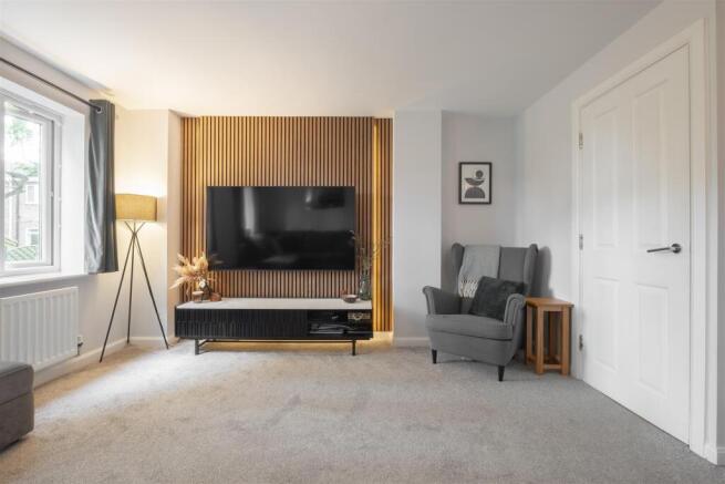3 bed Terraced for sale Image 5
