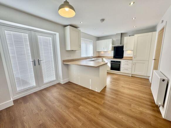 Kitchen dining