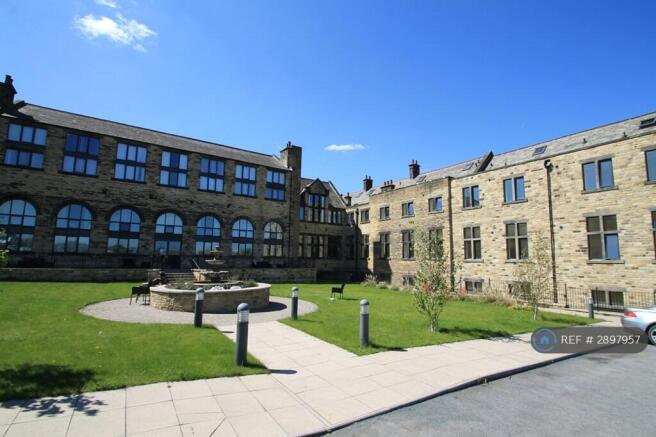 2 bed Flat to rent Image 11