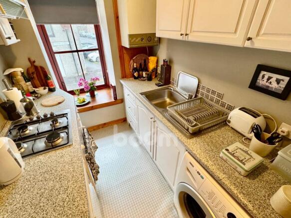 Avenue Square, Stewarton kitchen pic