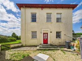 2, Tremeddan Court, Tremeddan Lane, Liskeard PL14 3TB