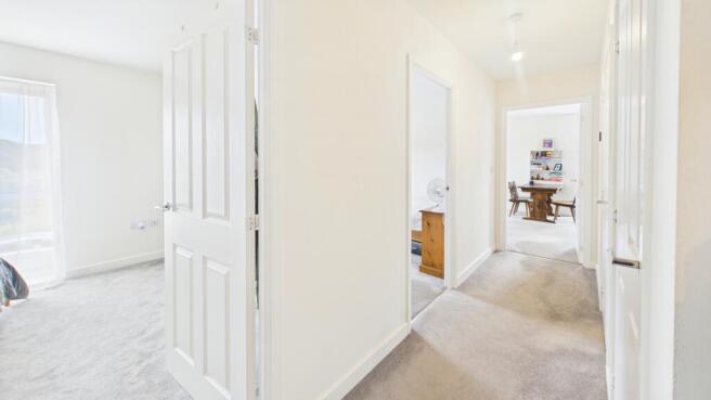 2 bed Apartment for sale Image 6