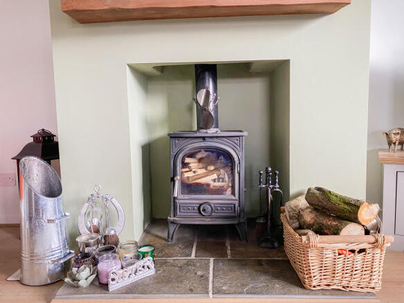 Log Burner Insitu