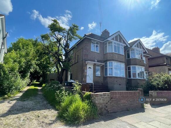 Front Of The House - Top Floor Flat