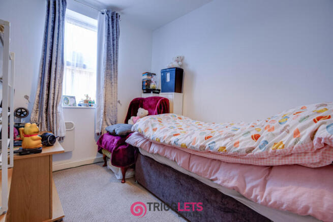 2 bed Flat for sale Image 10