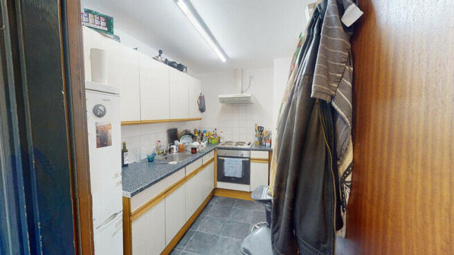 10 bed Terraced to rent Image 8