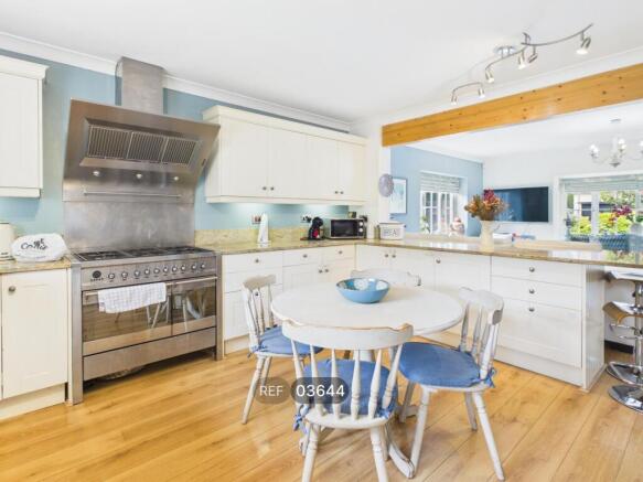 Kitchen/Living area
