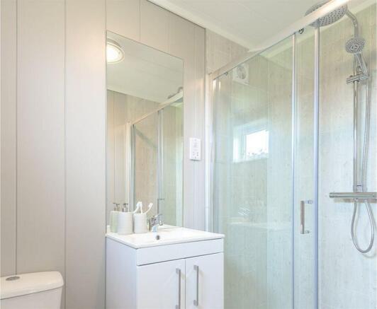 2 bed Park Home for sale Image 7