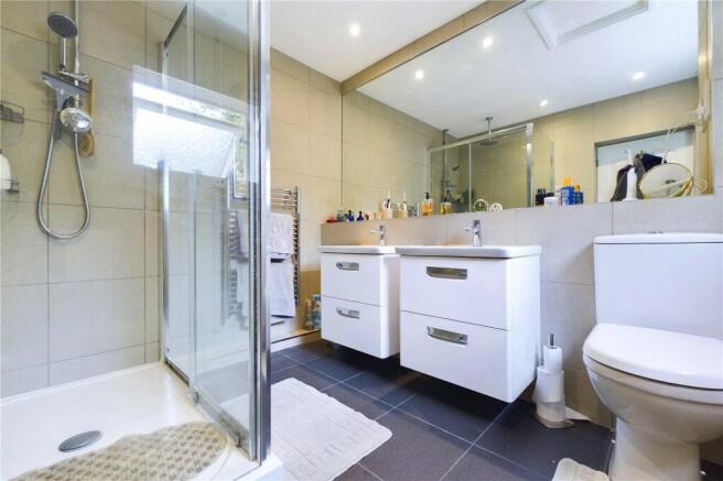 Master En-Suite