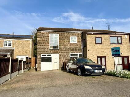 St. Davids Road, Rochester, ME3