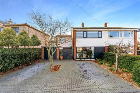 Elm Tree Avenue, Lymm