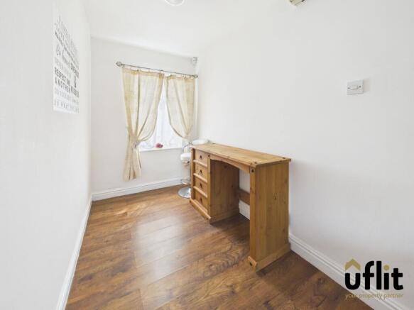 3 bed Semi-Detached for sale Image 10
