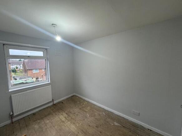2 bed Semi-Detached to rent Image 11
