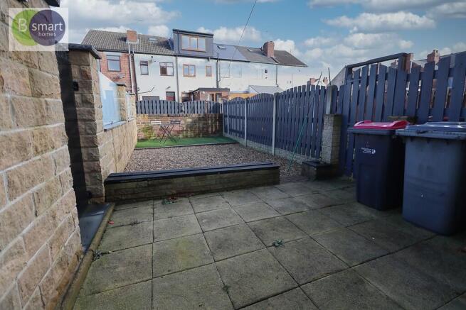 3 bed Terraced to rent Image 10