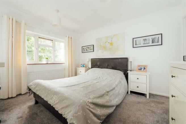 23 Queen Elizabeth Close, Shefford-16.jpg