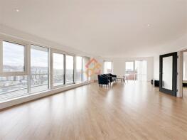 Flat 26, Quartz House Dickens Yard, New Broadway, Ealing W5 2XA