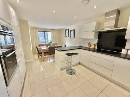 Landerslee Drive, Truro