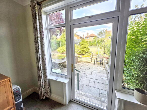 4 bed Semi-Detached for sale Image 8