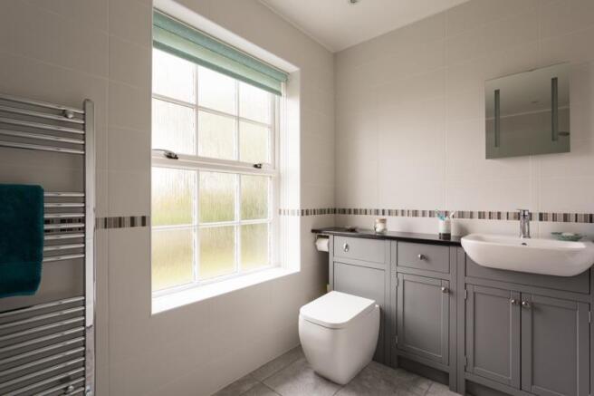 Bedroom 1 en suite
